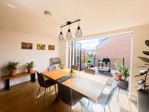 Photo 18- click for photo gallery